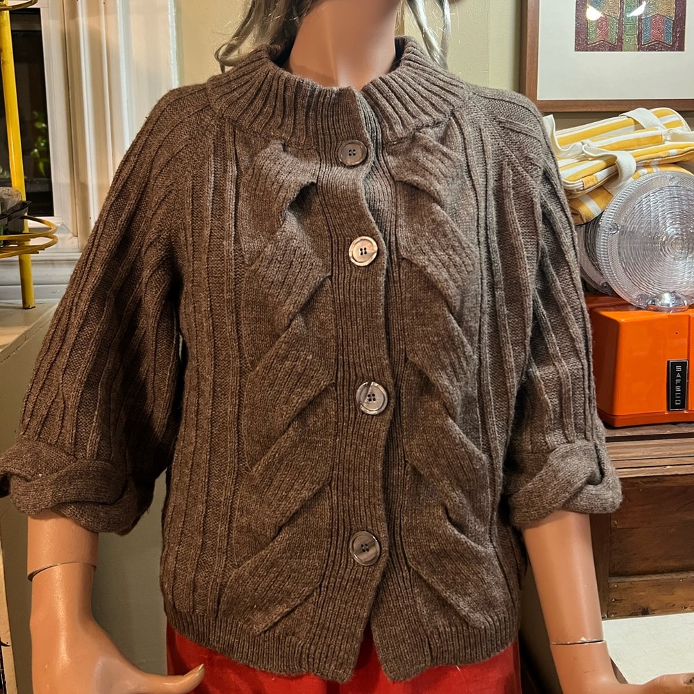 Cropped Wool Knit Sweater